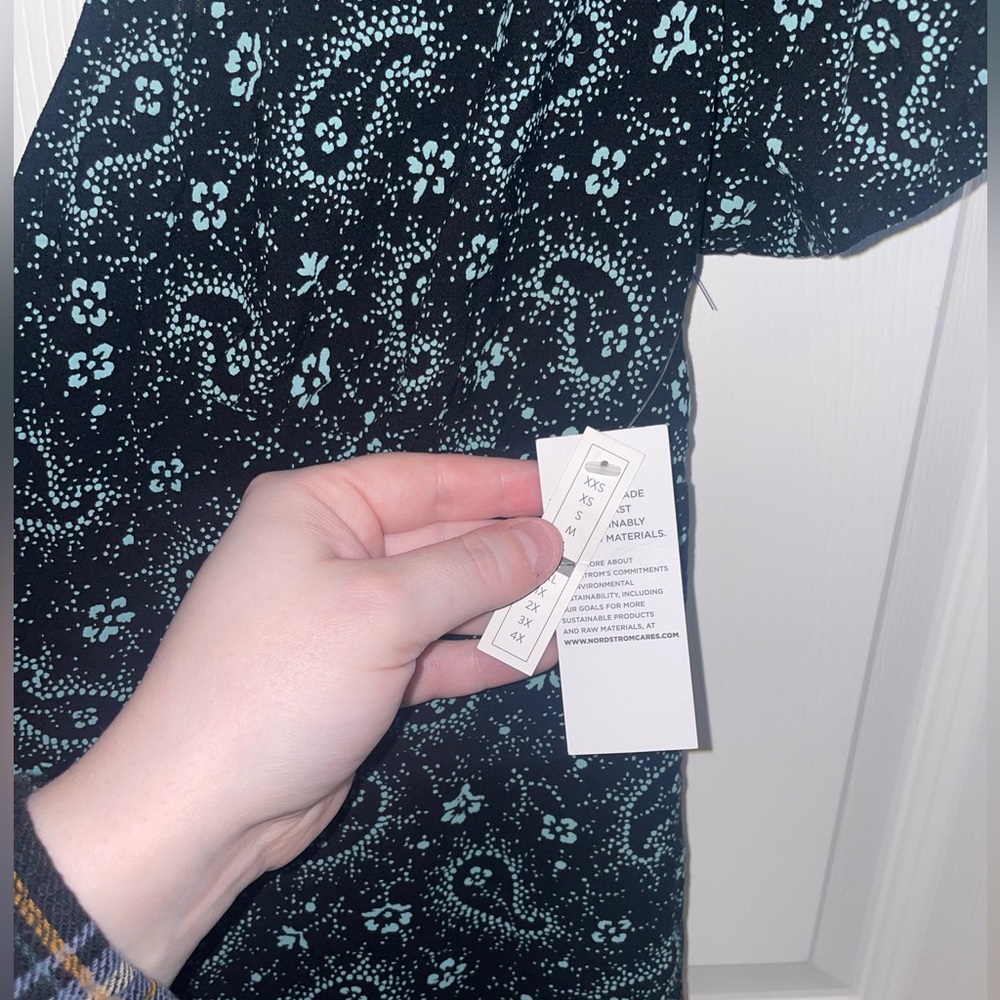 NWT BP PRINT CUTOUT DRESS - Picture 6 of 9